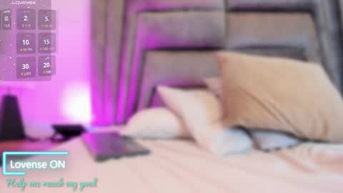 Sophie  online show from February 4, 2025, 5:45 pm