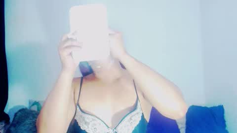 sophiehillsxo online show from February 6, 2026, 2:49 am