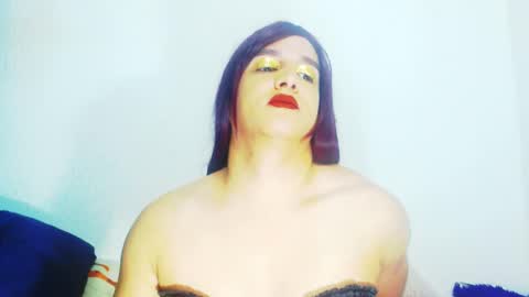 Snapshot of sophiehillsxo chatting on April 17, 2026, 11:08 pm sophiehillsxo online show from April 17, 2026, 11:08 pm