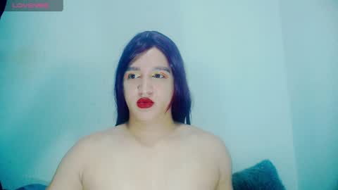 Snapshot of sophiehillsxo chatting on May 15, 2026, 9:05 am sophiehillsxo online show from May 15, 2026, 9:05 am