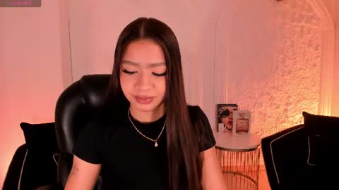 Sophie Houston online show from July 13, 2026, 4:37 am