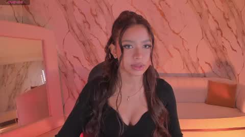 Sophie Houston online show from July 28, 2026, 1:56 am