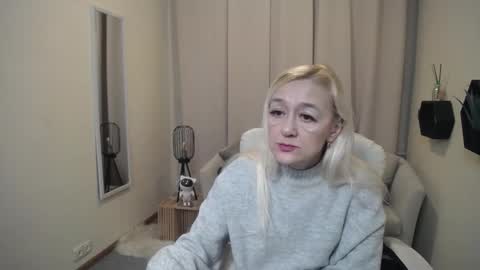 Snapshot of sophiekittyy chatting on February 12, 2026, 7:47 am sophiekittyy online show from February 12, 2026, 7:47 am