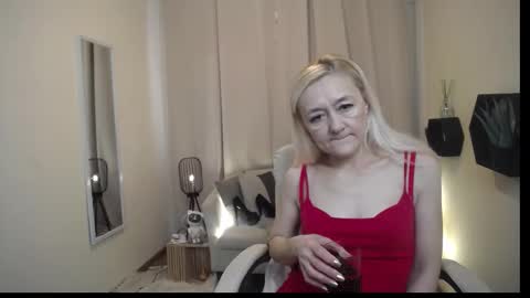 Snapshot of sophiekittyy chatting on February 28, 2026, 7:53 am sophiekittyy online show from February 28, 2026, 7:53 am