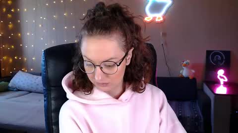 Snapshot of sophieleroux chatting on April 27, 2026, 11:52 am sophieleroux online show from April 27, 2026, 11:52 am