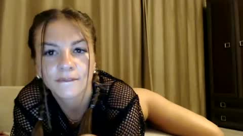 sophieluxe online show from June 25, 2026, 8:24 pm