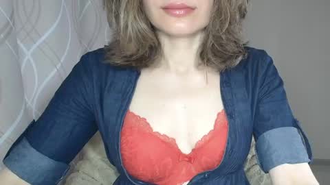 Sophiemisss online show from June 4, 2026, 6:08 am