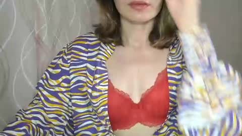 Sophiemisss online show from June 18, 2026, 9:47 am