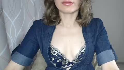 Sophiemisss online show from July 7, 2026, 7:23 am