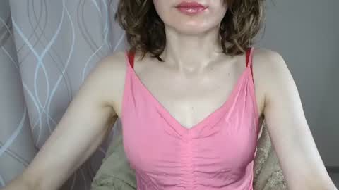 Sophiemisss online show from July 20, 2026, 6:17 am