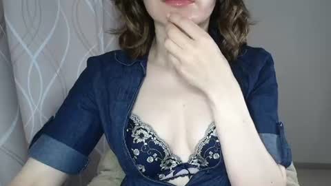 Sophiemisss online show from July 21, 2026, 6:27 am