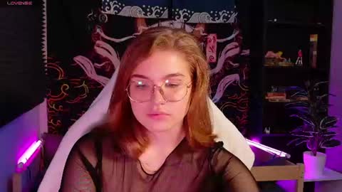 Sophie online show from July 7, 2026, 8:02 pm