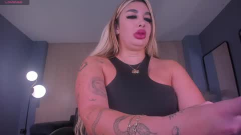 Sophie  Palmer online show from May 20, 2026, 12:33 pm