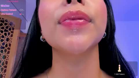 Snapshot of sophierooy chatting on October 8, 2025, 2:14 pm sophierooy online show from October 8, 2025, 2:14 pm