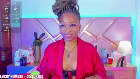 Sophie online show from March 26, 2026, 12:55 pm