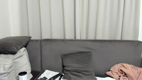 Snapshot of sophiestique chatting on December 19, 2024, 4:46 pm Sofia online show from December 19, 2024, 4:46 pm