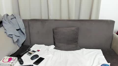 Snapshot of sophiestique chatting on March 4, 2025, 1:49 pm Sofia online show from March 4, 2025, 1:49 pm