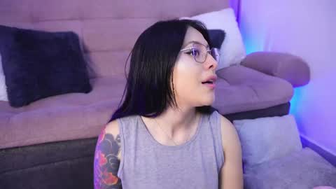 Snapshot of sophiiecums chatting on May 2, 2026, 1:21 am Sophiie online show from May 2, 2026, 1:21 am