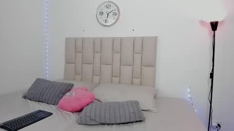 Snapshot of sopphiefox chatting on March 30, 2026, 11:06 pm Sofia online show from March 30, 2026, 11:06 pm