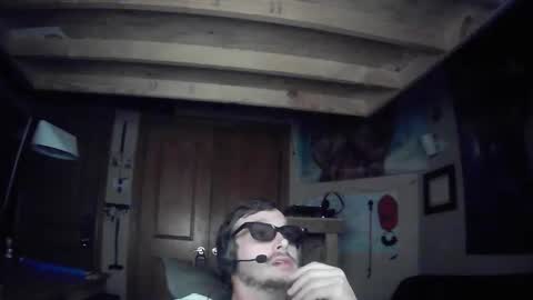 Snapshot of sorealzlifted chatting on December 22, 2025, 12:35 pm sorealzlifted online show from December 22, 2025, 12:35 pm