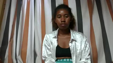 soriettezah online show from April 13, 2026, 4:40 am