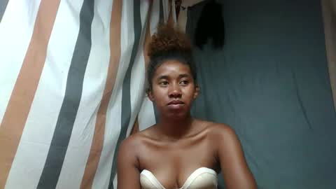 soriettezah online show from April 16, 2026, 5:08 am