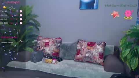Lisa online show from June 18, 2026, 2:23 am