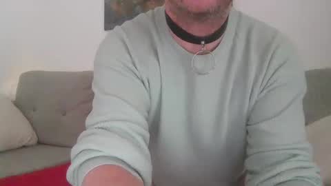 soumisanal2013 online show from December 22, 2024, 9:00 am