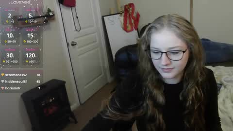 Snapshot of southerbunny chatting on December 13, 2024, 10:41 am Bunnydathug online show from December 13, 2024, 10:41 am