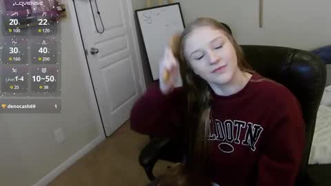 Snapshot of southerbunny chatting on December 19, 2024, 11:50 am Bunnydathug online show from December 19, 2024, 11:50 am