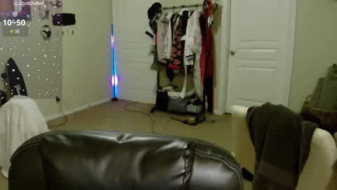 Snapshot of southerbunny chatting on September 23, 2025, 11:02 am Bunnydathug online show from September 23, 2025, 11:02 am