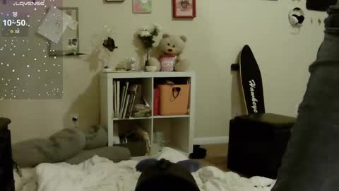 Snapshot of southerbunny chatting on October 15, 2025, 8:25 am Bunnydathug online show from October 15, 2025, 8:25 am