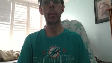 Snapshot of southflaman chatting on November 9, 2025, 3:32 pm ScorpioKobra online show from November 9, 2025, 3:32 pm