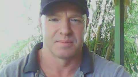 soveryhandsome online show from April 8, 2026, 10:32 pm