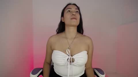 Ana  online show from February 12, 2025, 11:20 pm