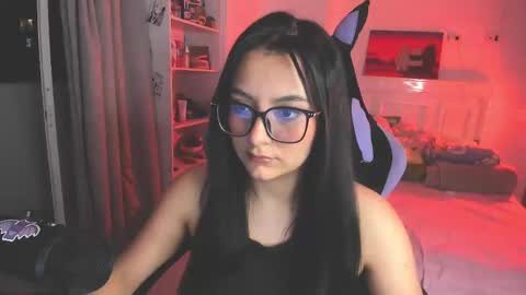 Lili online show from October 7, 2025, 2:31 am