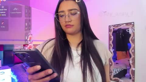 ANNY online show from May 22, 2026, 2:40 am