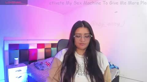 ANNY online show from May 27, 2026, 4:53 am
