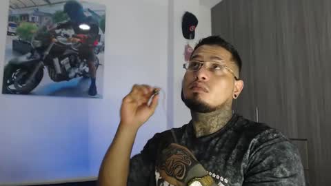 Snapshot of soy_apolo chatting on February 17, 2026, 1:29 pm soy_apolo online show from February 17, 2026, 1:29 pm