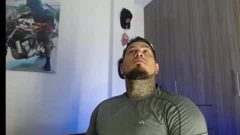 Snapshot of soy_apolo chatting on February 22, 2026, 4:02 am soy_apolo online show from February 22, 2026, 4:02 am