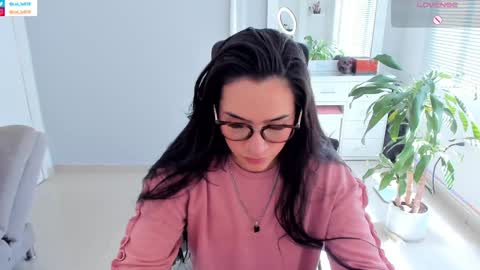 Snapshot of soyabby_ chatting on January 12, 2025, 3:25 pm Luisa online show from January 12, 2025, 3:25 pm