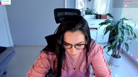 Snapshot of soyabby_ chatting on January 12, 2025, 9:08 pm Luisa online show from January 12, 2025, 9:08 pm