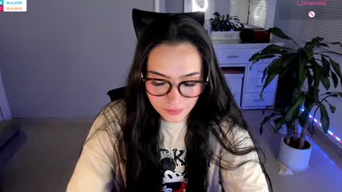 Snapshot of soyabby_ chatting on January 16, 2025, 11:59 pm Luisa online show from January 16, 2025, 11:59 pm