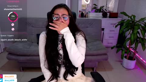 Snapshot of soyabby_ chatting on February 5, 2025, 2:29 am Luisa online show from February 5, 2025, 2:29 am