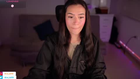 Snapshot of soyabby_ chatting on February 27, 2025, 11:26 pm Luisa online show from February 27, 2025, 11:26 pm