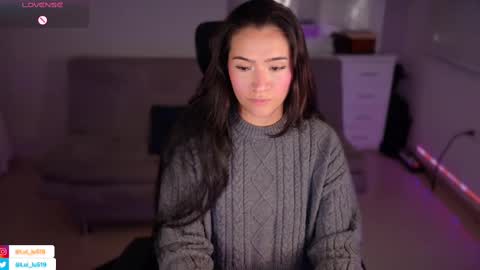 Snapshot of soyabby_ chatting on March 1, 2025, 10:53 pm Luisa online show from March 1, 2025, 10:53 pm