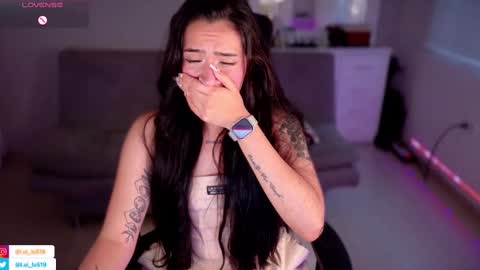 Snapshot of soyabby_ chatting on March 2, 2025, 10:38 pm Luisa online show from March 2, 2025, 10:38 pm