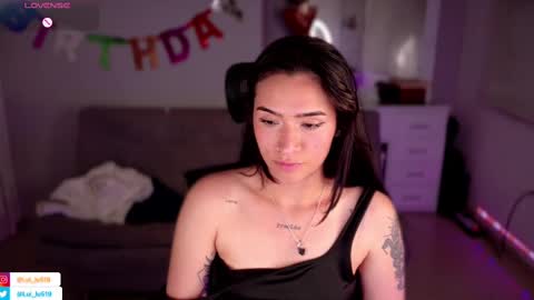 Snapshot of soyabby_ chatting on March 6, 2025, 3:24 am Luisa online show from March 6, 2025, 3:24 am