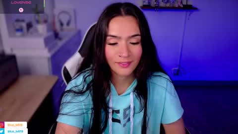 Snapshot of soyabby_ chatting on October 3, 2025, 9:01 pm Luisa online show from October 3, 2025, 9:01 pm