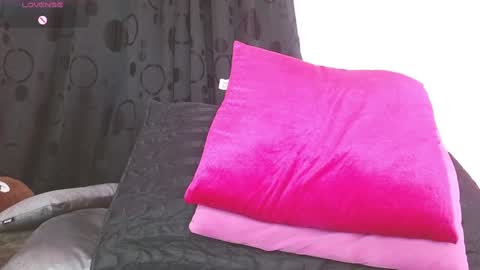 Snapshot of soyamelia_99 chatting on January 25, 2025, 12:05 pm Amelia online show from January 25, 2025, 12:05 pm